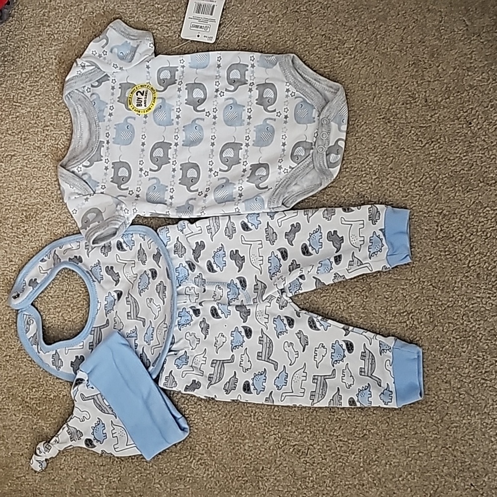O-3m matching 3 piece set (no brand) and NWT 0-3 Swigges one-sie.